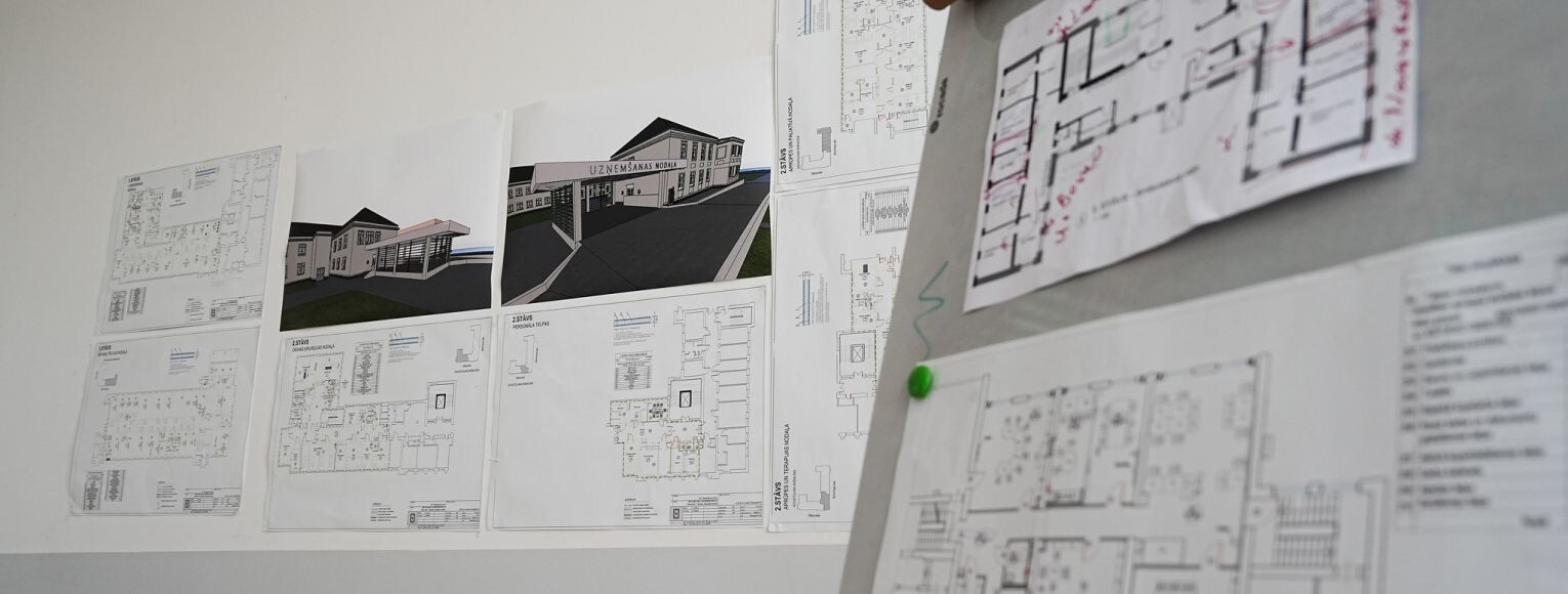 Bauskas slimnīcā par 2,4 miljoniem eiro pārbūvēs dienas stacionāru un uzņemšanas nodaļu
