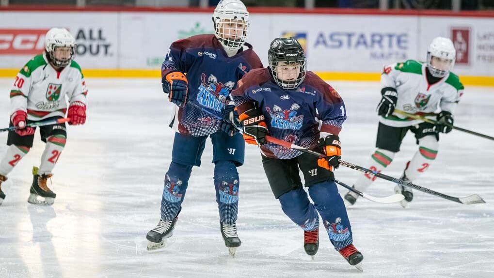 Hokeja sezona aizvadīta – JLSS U12 komanda turpina augt