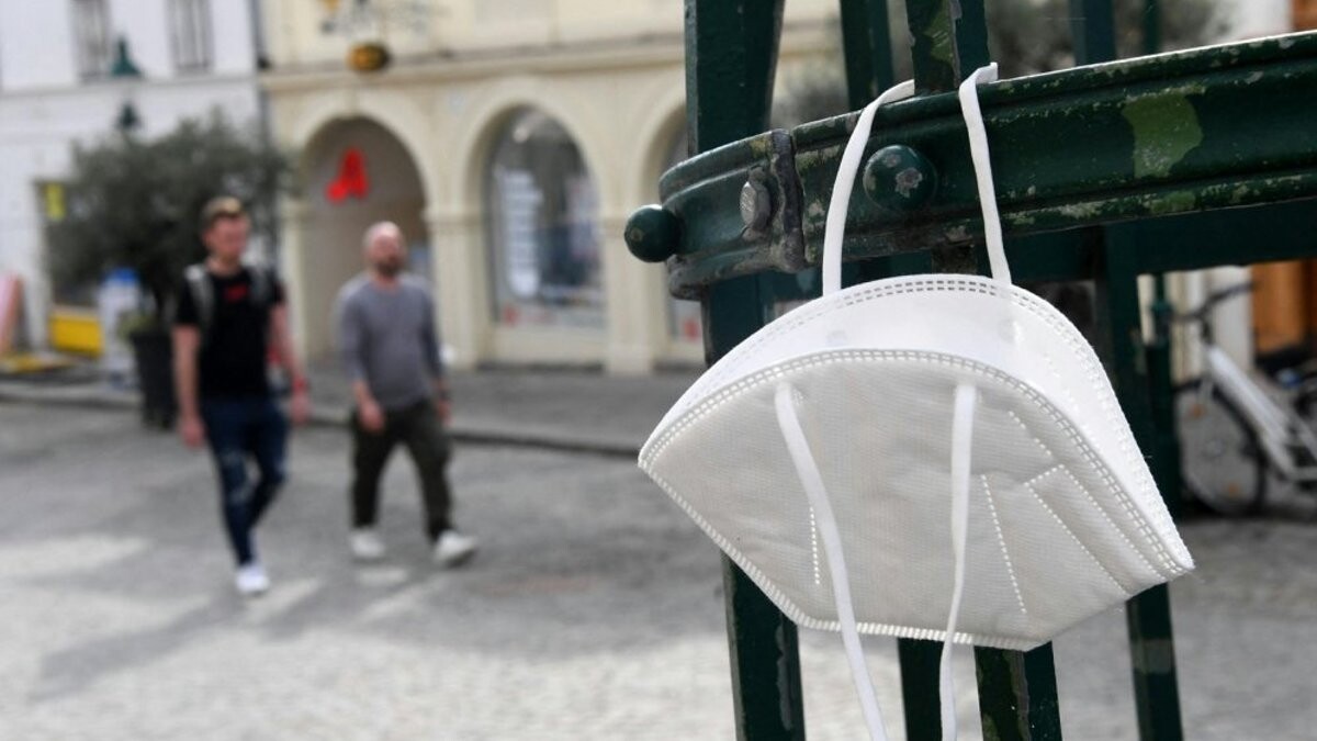 Latvijā un Eiropā vērojams mērens Covid‑19 pieaugums, brīdina SPKC