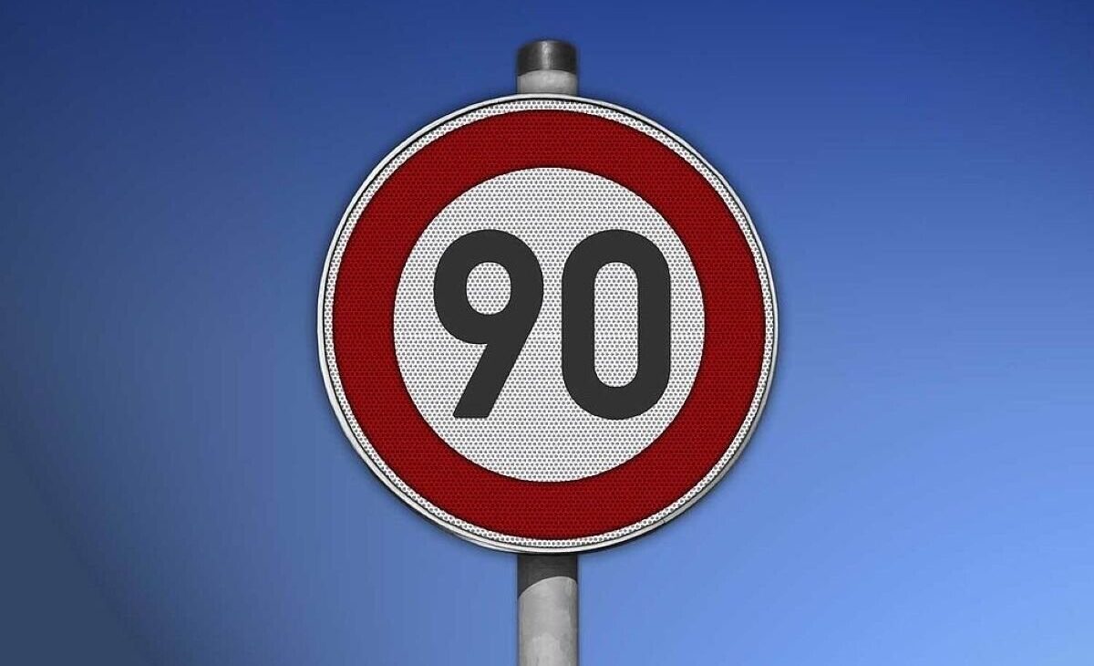Ar trešdienu uz šosejām – līdz 90 km/h