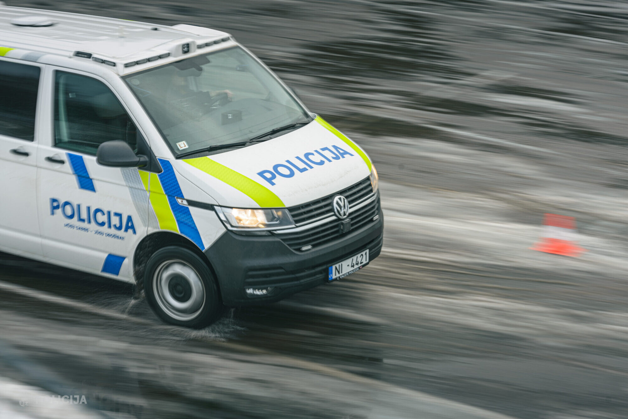 Policija svētku laikā rīkos pastiprinātas pārbaudes uz ceļiem